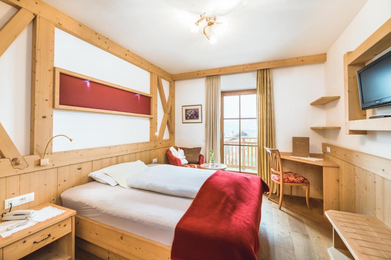 Hotel Castel Oswald Von Wolkenstein Castelrotto Extérieur photo