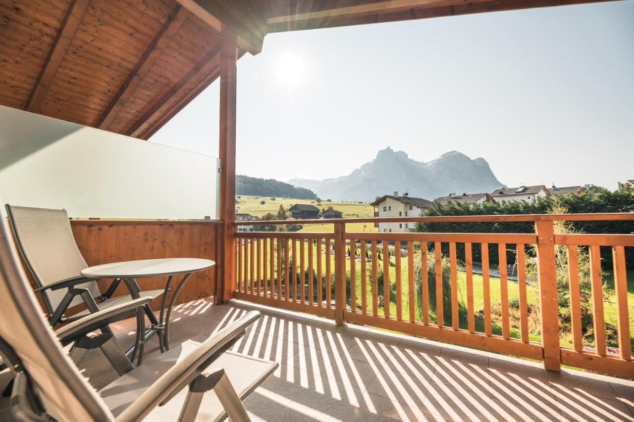 Hotel Castel Oswald Von Wolkenstein Castelrotto Extérieur photo