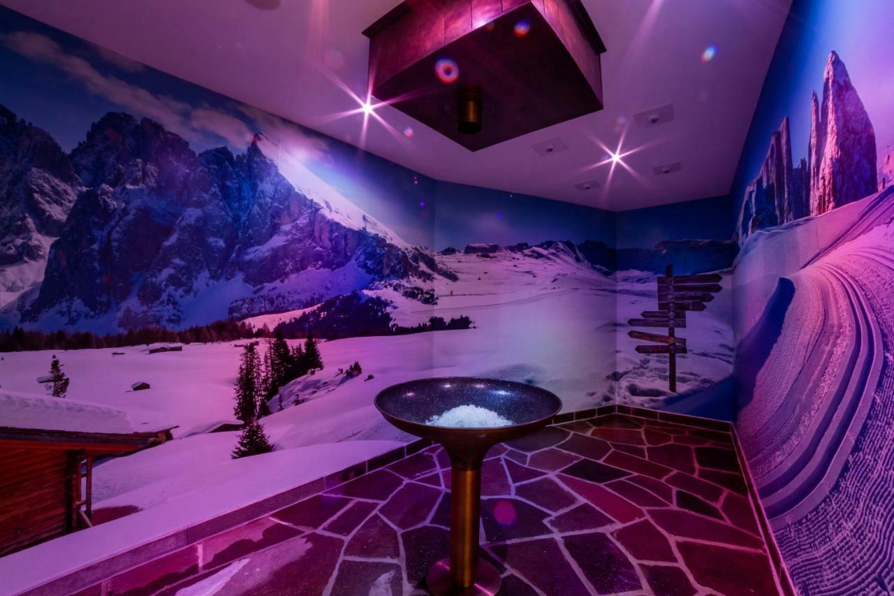 Hotel Castel Oswald Von Wolkenstein Castelrotto Extérieur photo